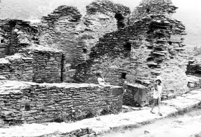 cornwallkilkhamptoncastlekingarthur13.jpg