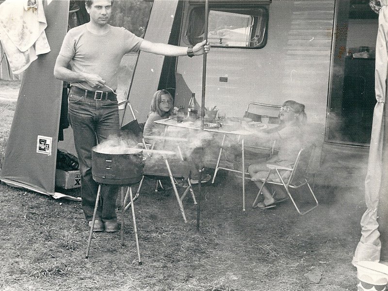 normandiejullouvilecampingbbq2.jpg