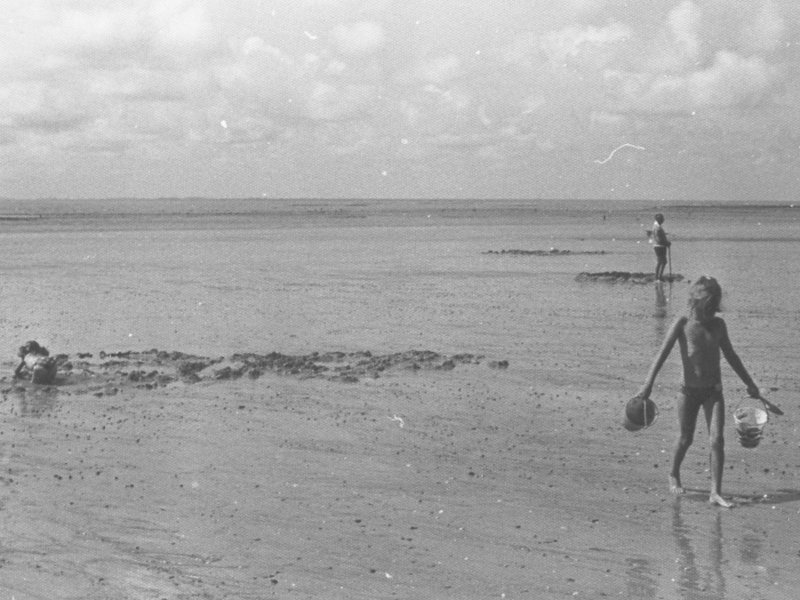 normandiejullouvilestrand2emmertjeswaterhalen.jpg