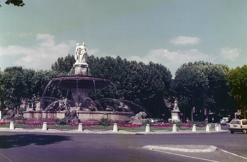 luberonaptaixenprovence1.jpg