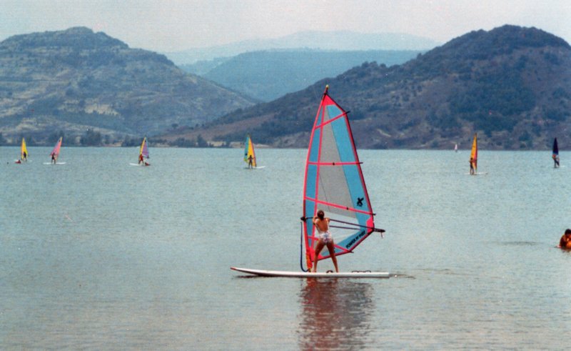 glacdusalagouhelgaopsurfplank.jpg