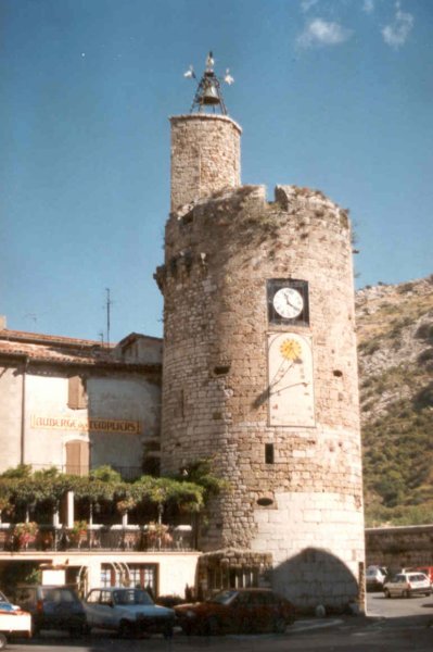 cevennesanduzeklokkentoren.jpg