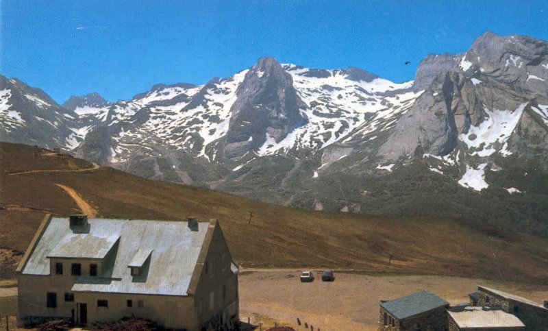 pyreneescoldaubisque1709m.jpg