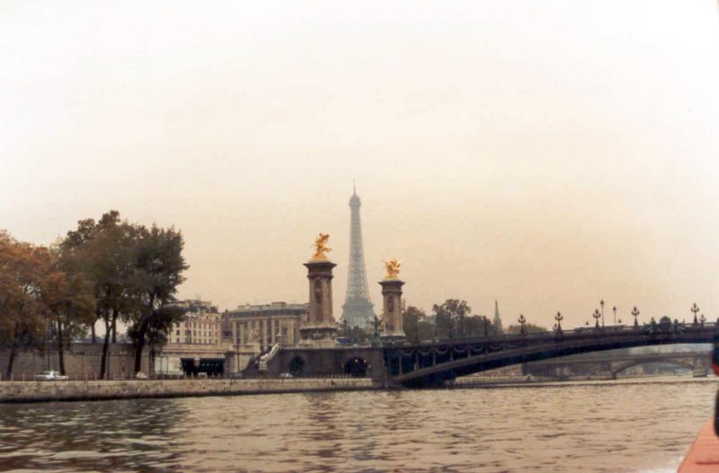 parijsrondvaartpontalexandre.jpg