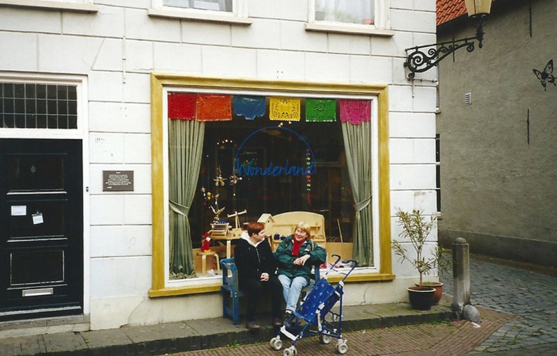ravesteinevenzitten.jpg