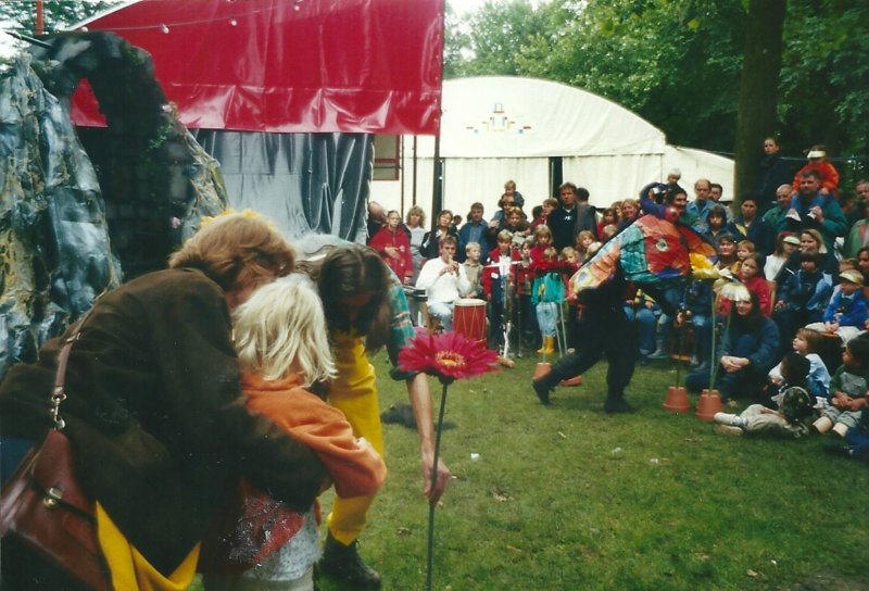 toneelstukjevoordekleintjes.jpg