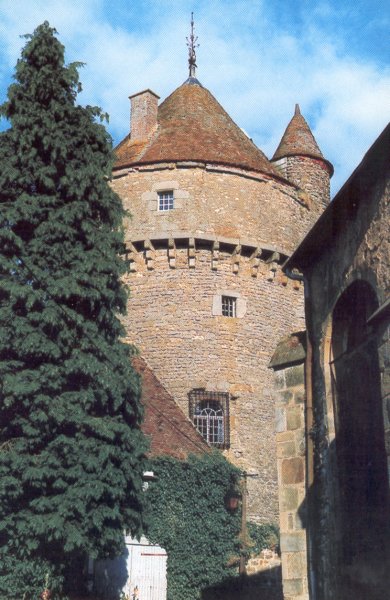 arnayleduclatourdelamotte.jpg