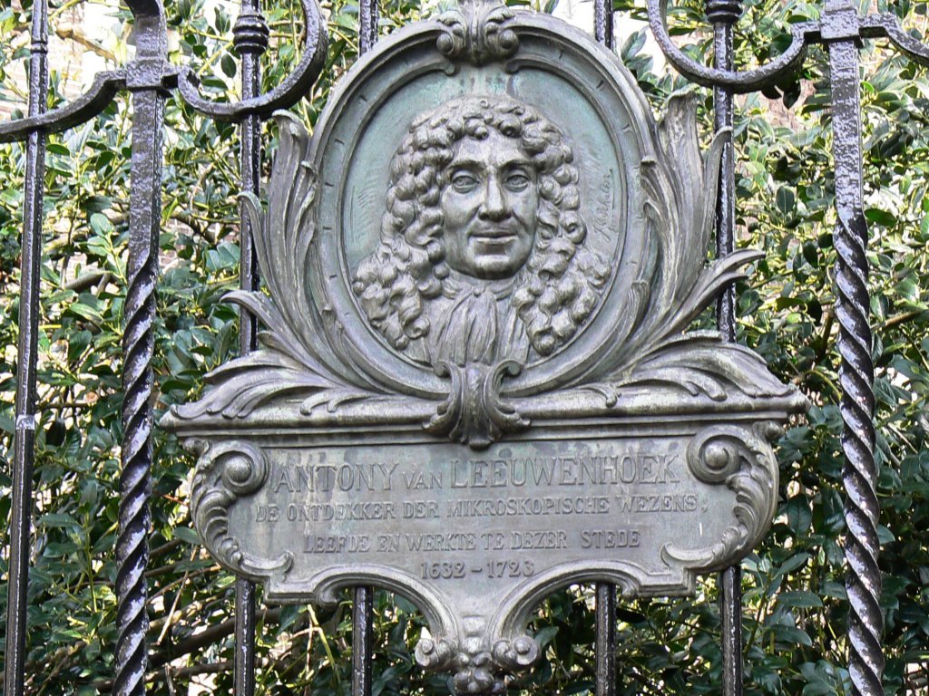 plaquetteantonievanleeuwenhoek.jpg