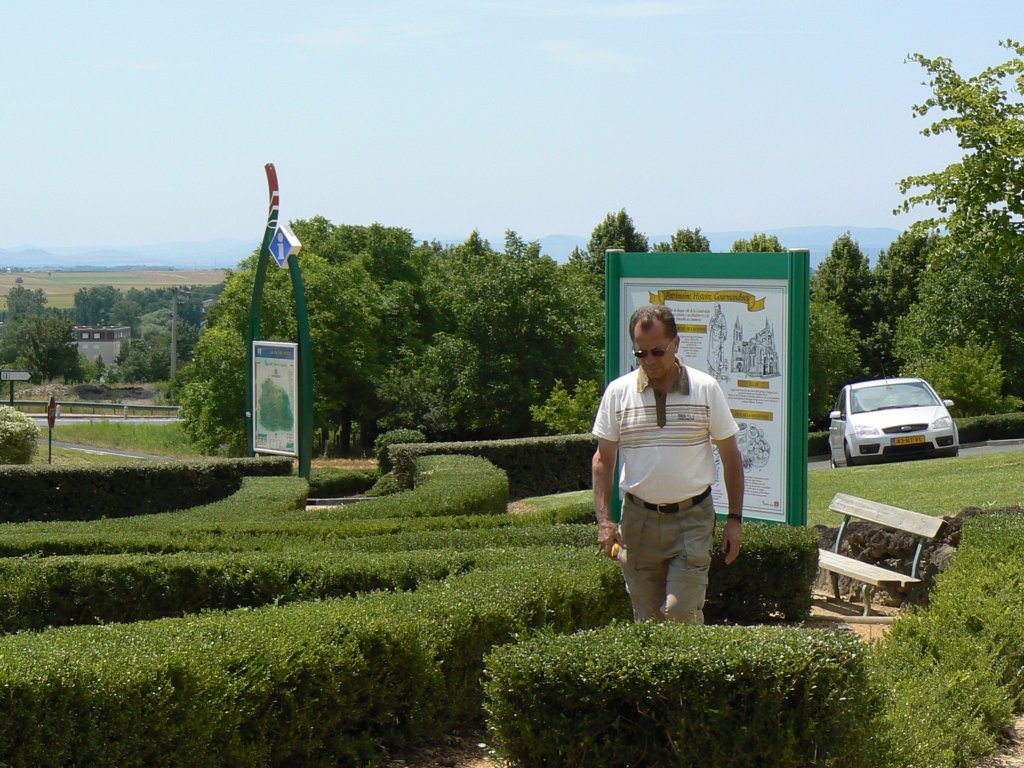 aigueperselunchstop2.jpg