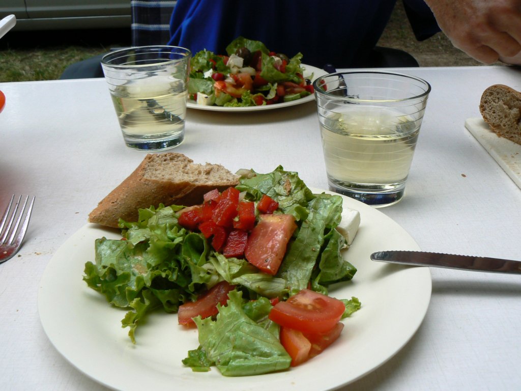 campinglifesaladealairene.jpg